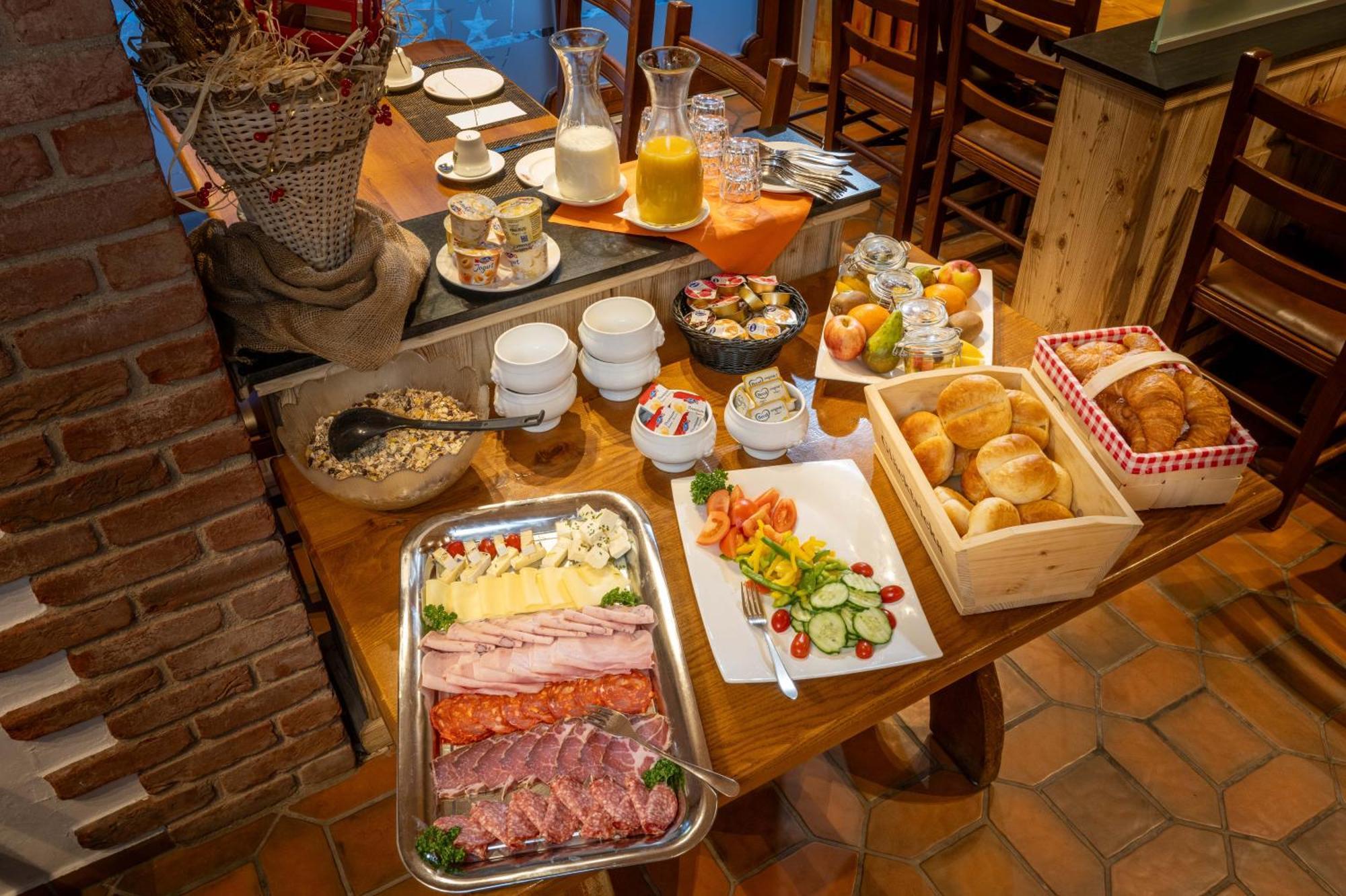 Mountain Lodge Grächen Zewnętrze zdjęcie